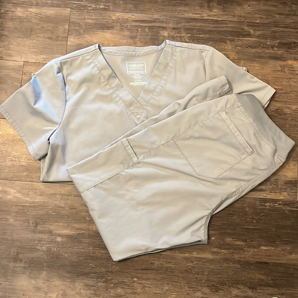 Women’s SP Scrub Set